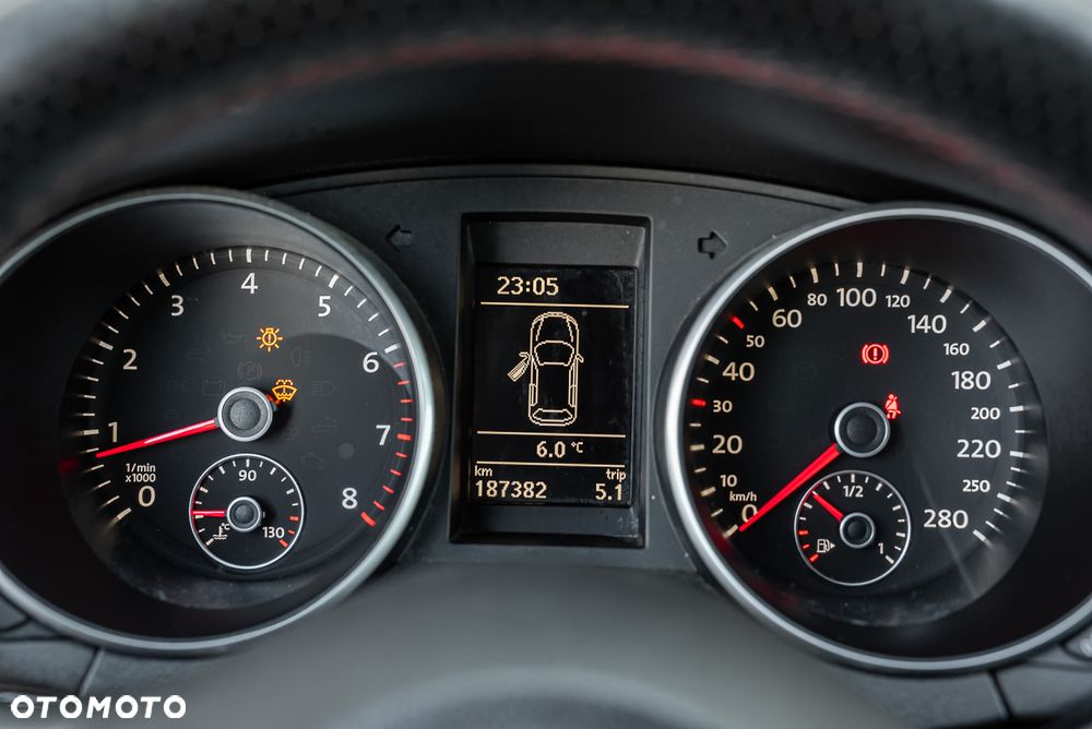 Volkswagen Golf 2.0 GTI - 18