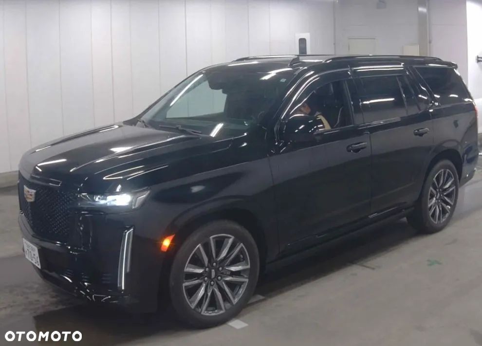 Cadillac Escalade - 21