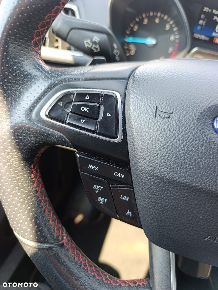 Ford Kuga 2.0 EcoBoost AWD ST Line ASS GPF - 13
