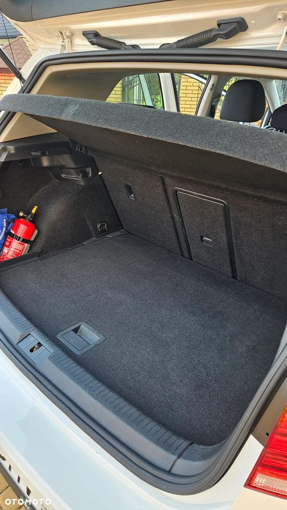 Volkswagen Golf 1.6 TDI BMT Highline - 32