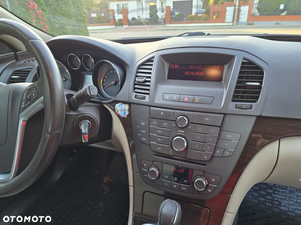 Opel Insignia 2.0 CDTI Sport - 23