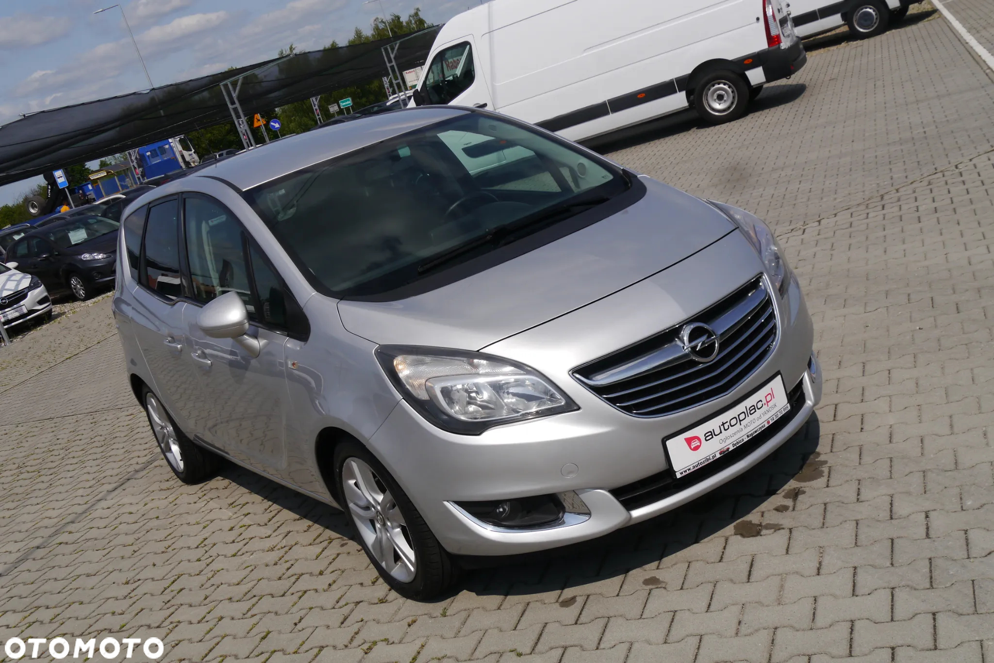 Opel Meriva 1.4 T Essentia S&S - 8