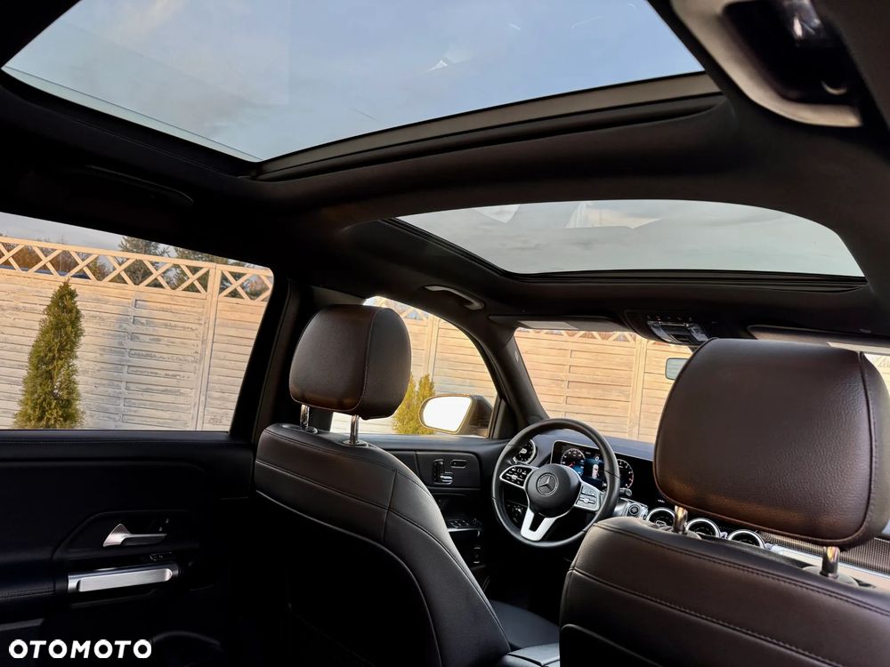 Mercedes-Benz GLB 250 4-Matic 8G-DCT - 15