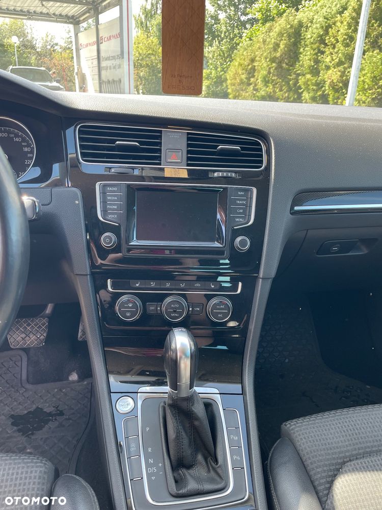 Volkswagen Golf 1.6 TDI BlueMotion Technology DSG Comfortline - 14