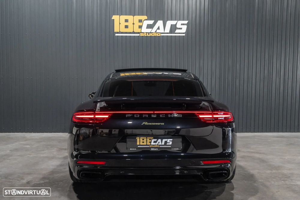 Porsche Panamera 4 E-Hybrid Platinum Edition - 55