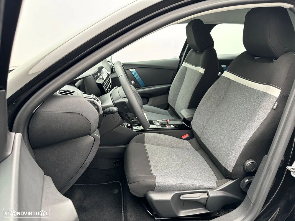 Citroën e-C4 50 kWh Feel - 8