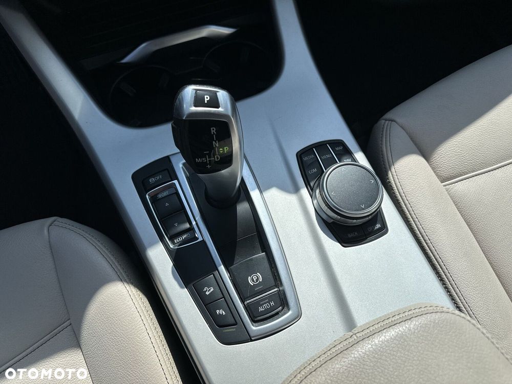 BMW X4 xDrive20d sport - 24