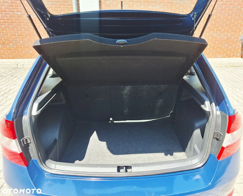 Skoda RAPID 1.6 TDI DPF Ambition - 18