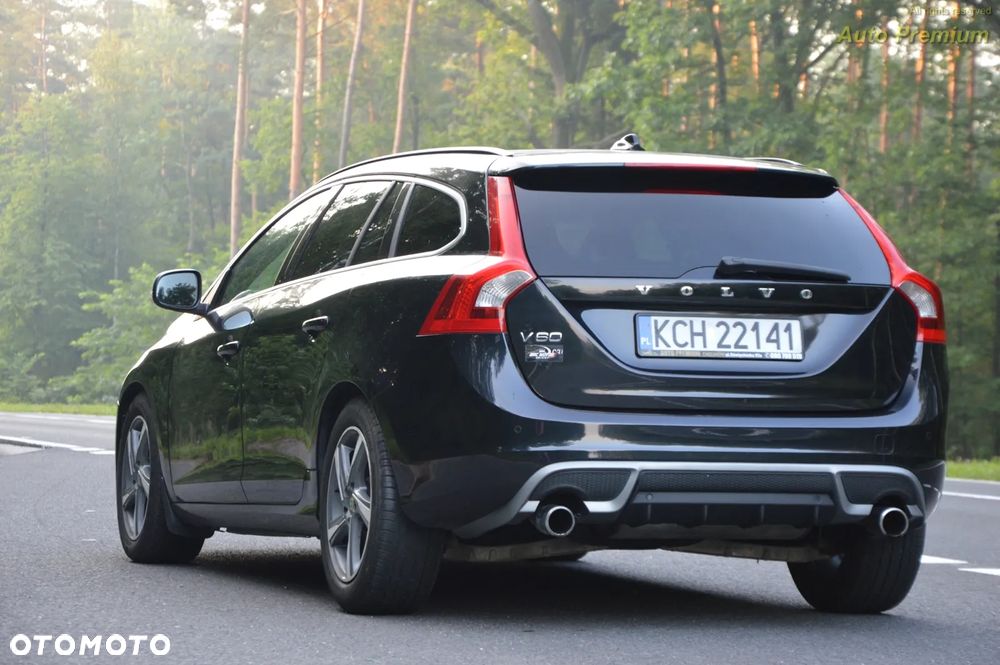 Volvo V60 D3 R-Design - 6