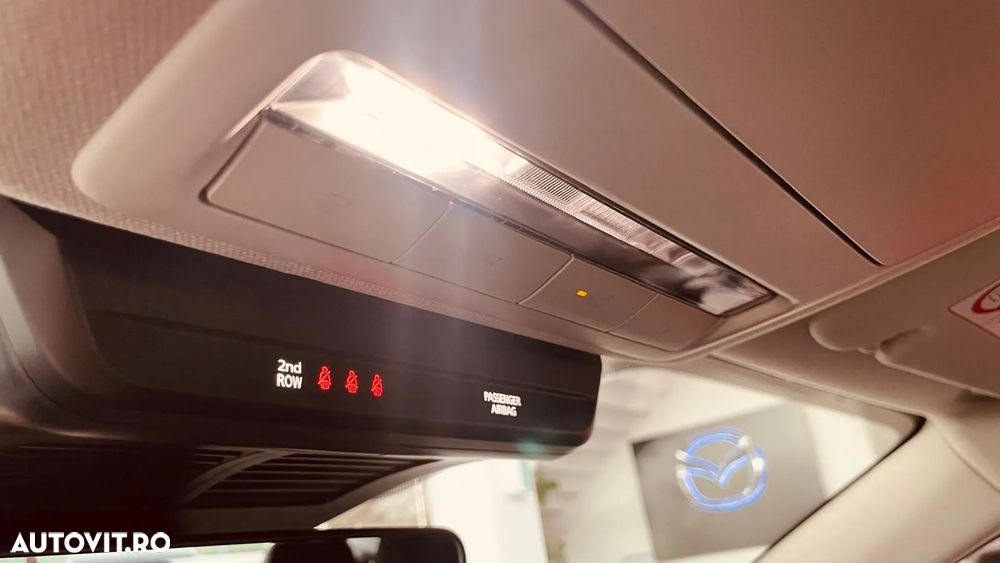 Mazda 3 FASTBACK e-SKYACTIV-X 186 M HYBRID Aut. CENTRE-LINE - 17