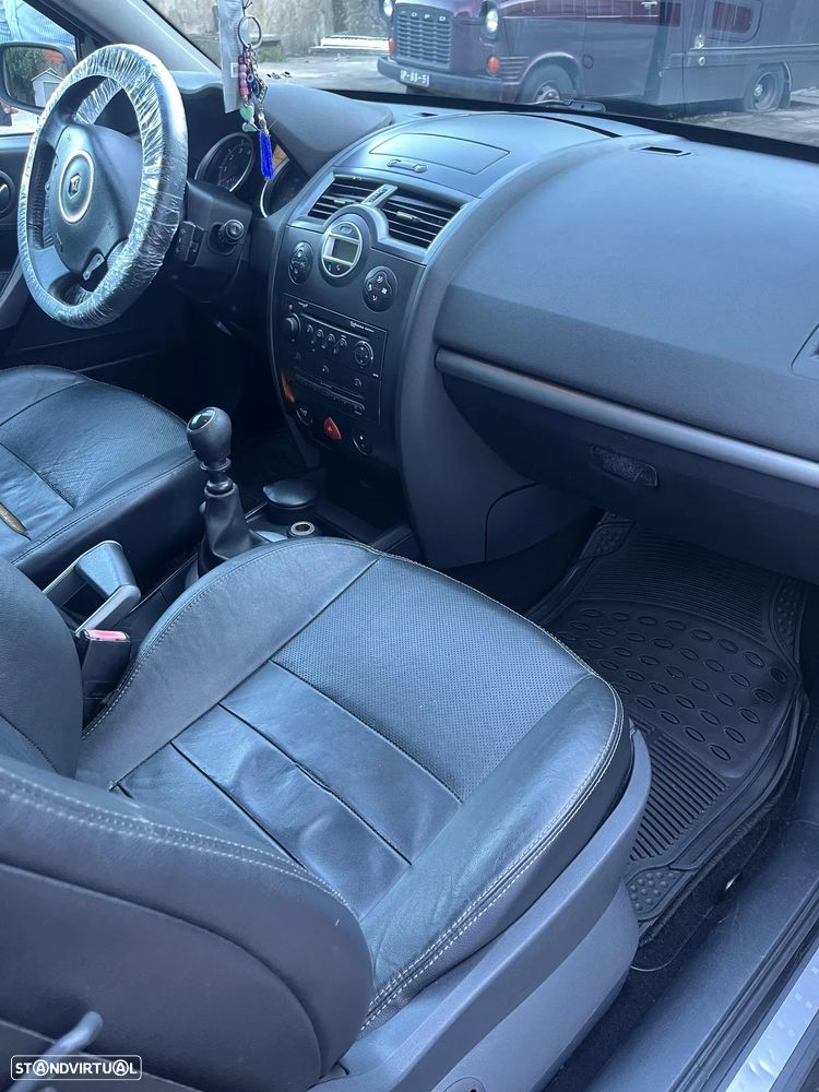Renault Mégane 1.5 dCi Dynamique - 10