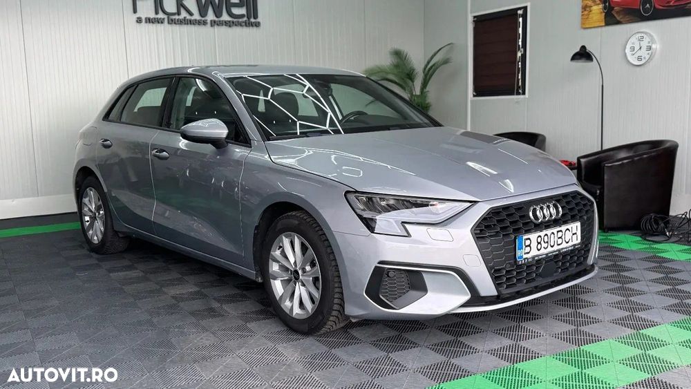 Audi A3 Sportback 1.6 30 TDI Basic - 3