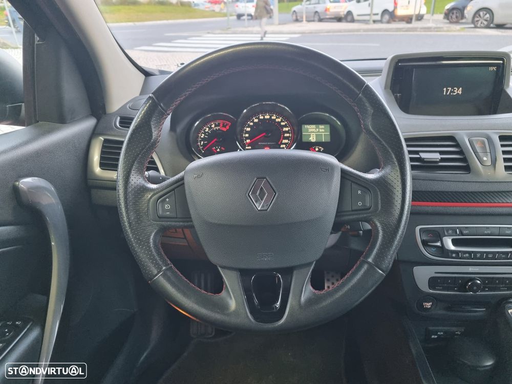 Renault Mégane Sport Tourer 1.5 dCi GT Line EDC - 22