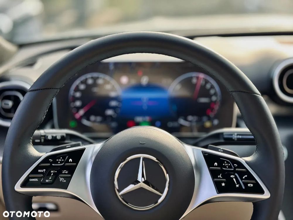 Mercedes-Benz Klasa C 300 de PHEV 4-Matic Avantgarde - 22