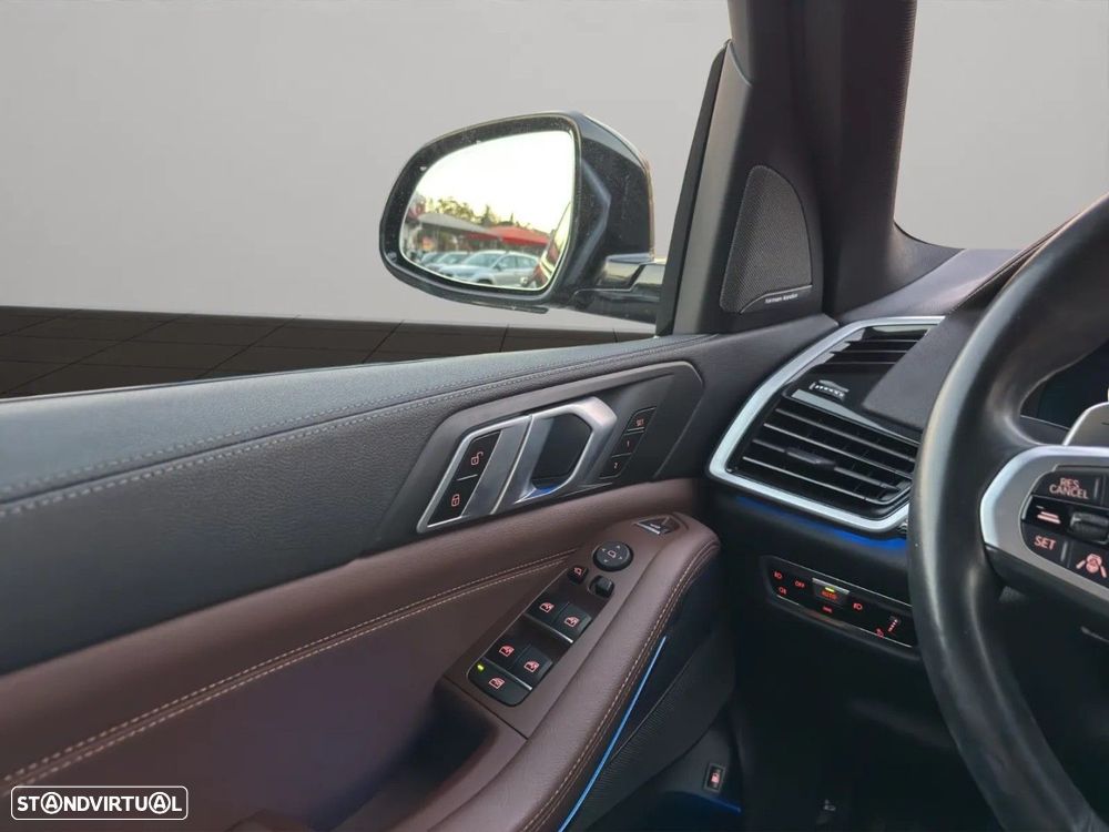 BMW X5 45 e xDrive Pack M - 12