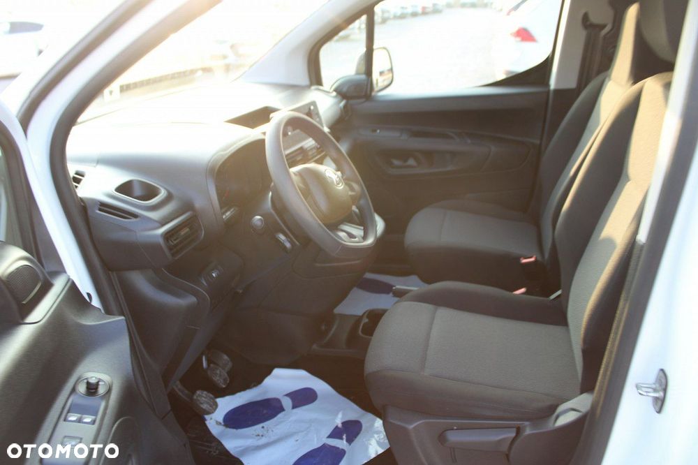 Toyota Proace City - 19