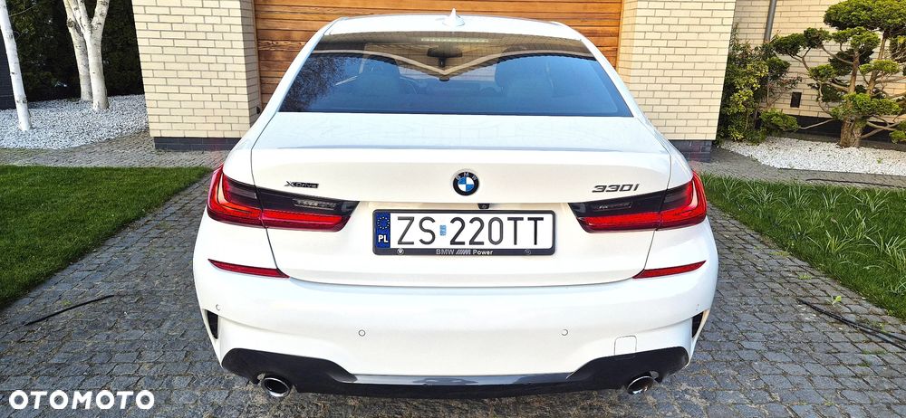 BMW Seria 3 330i xDrive M Sport sport - 4