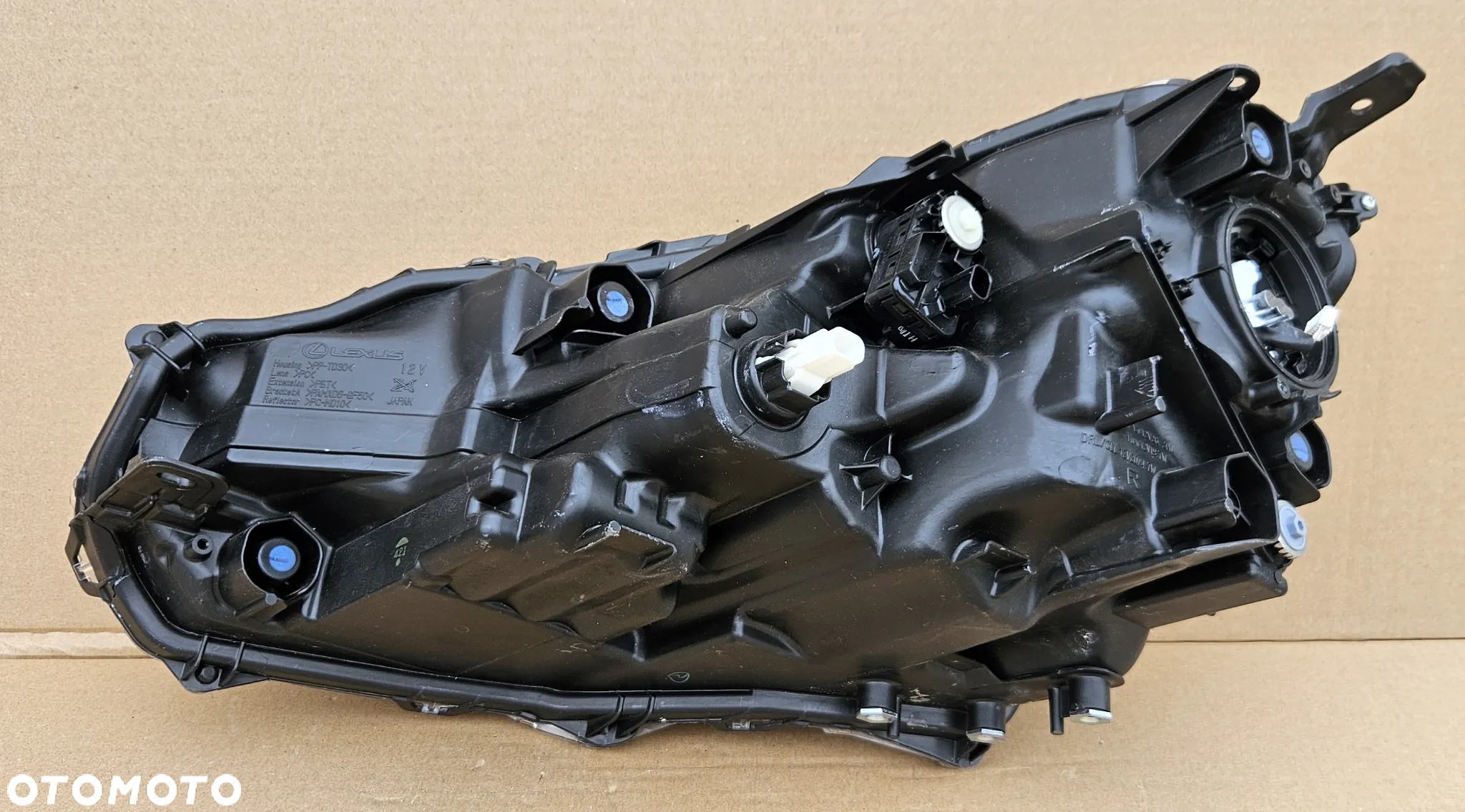Reflektor prawy lampa przednia LEXUS LBX 2023- ORYGINAŁ! - 13