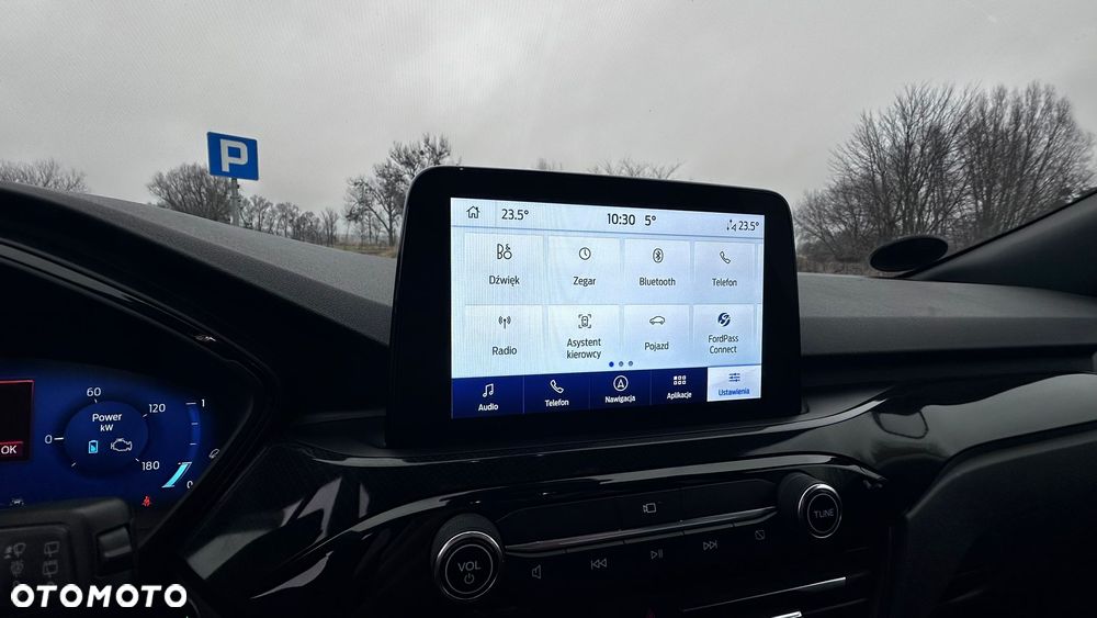 Ford Kuga 2.5 Duratec PHEV ST-LINE X - 26