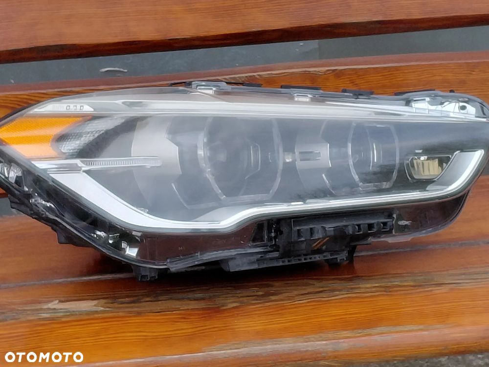 Lampa prawy przód bmw x1 f48 full led USA - 3