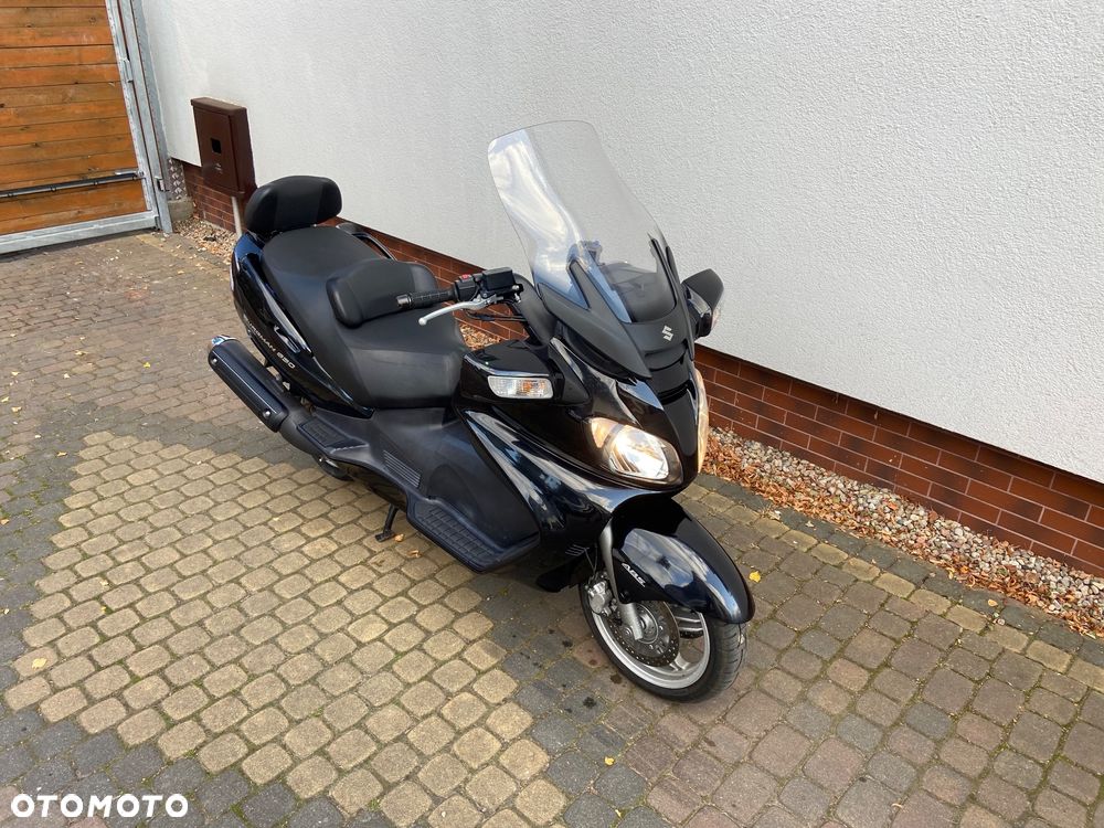 Suzuki Burgman - 2
