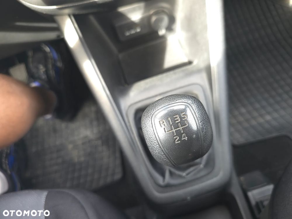 Kia Venga 1.4 L - 26