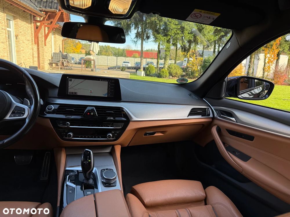 BMW Seria 5 530e iPerformance GPF Luxury Line sport - 35