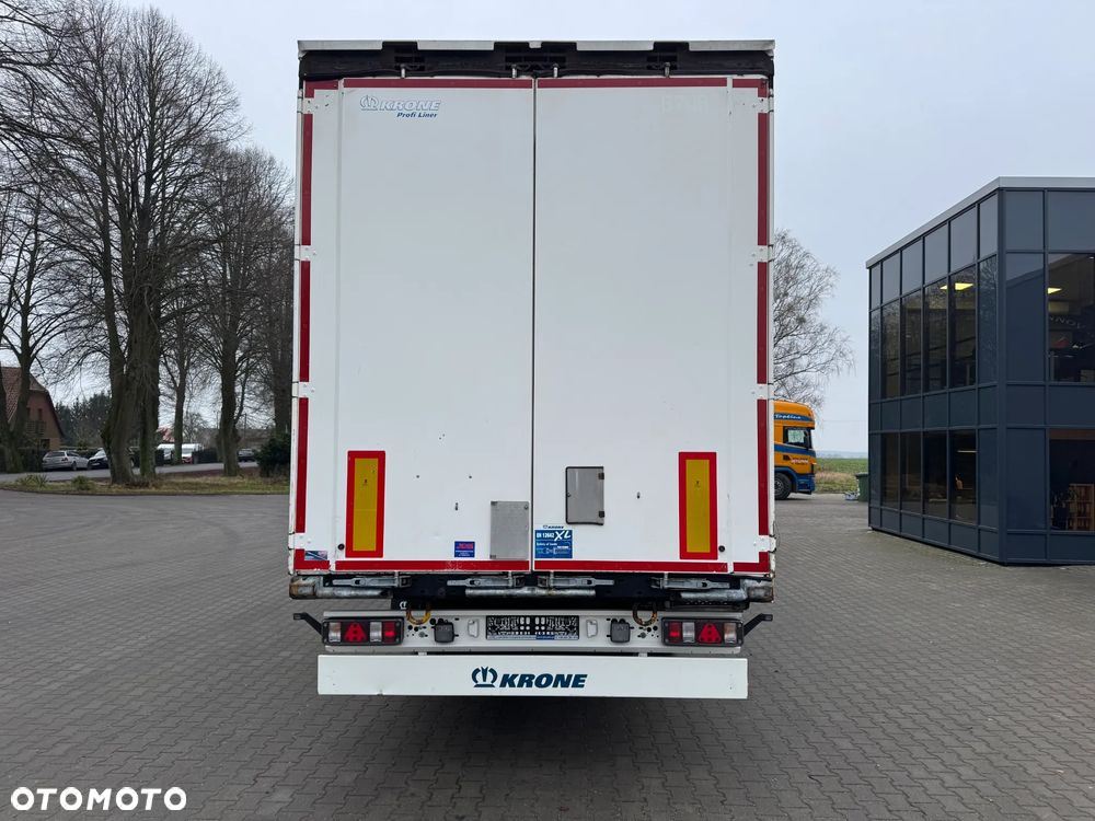 Krone SD Firanka Certyfikat XL, Dach podnoszony - 2