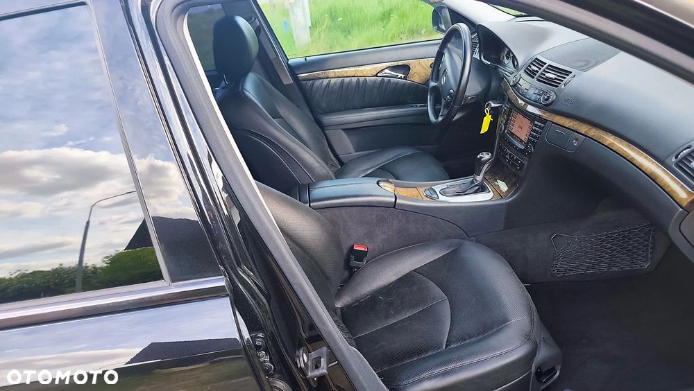 Mercedes-Benz Klasa E 350 4-Matic Avantgarde - 30