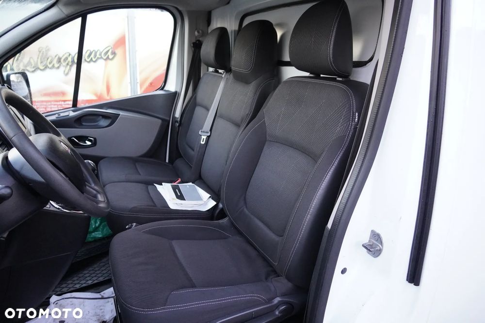 Renault trafic - 12