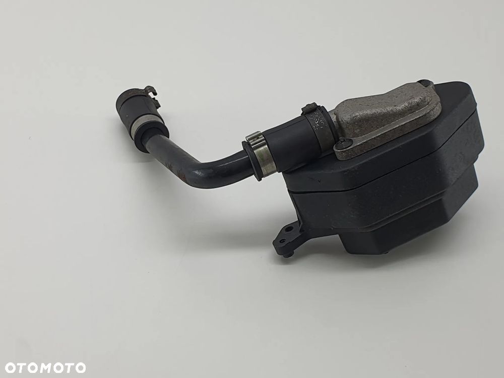 Obudowa Odma Zawor Filtr  Aprilia Mojito Custom 50 Habana - 1