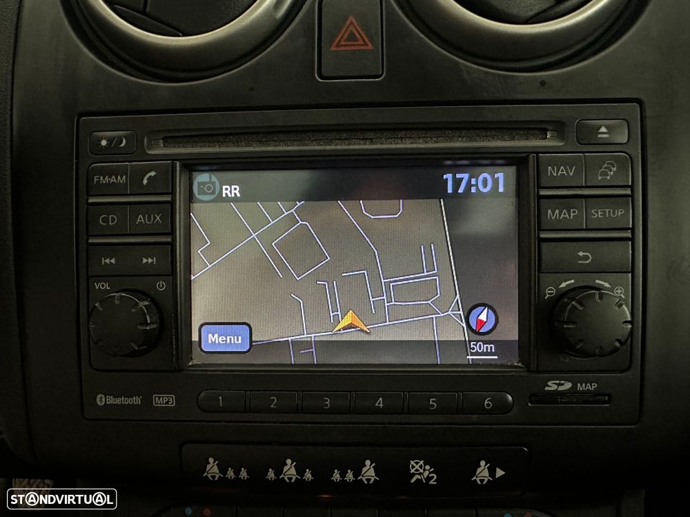 Nissan Qashqai 1.5 dCi Tekna Premium 18 - 27