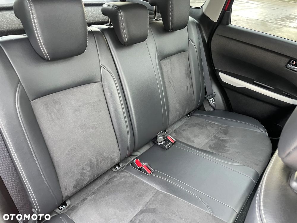 Suzuki Vitara 1.6 DDiS (4x4) Allgrip Comfort+ - 25