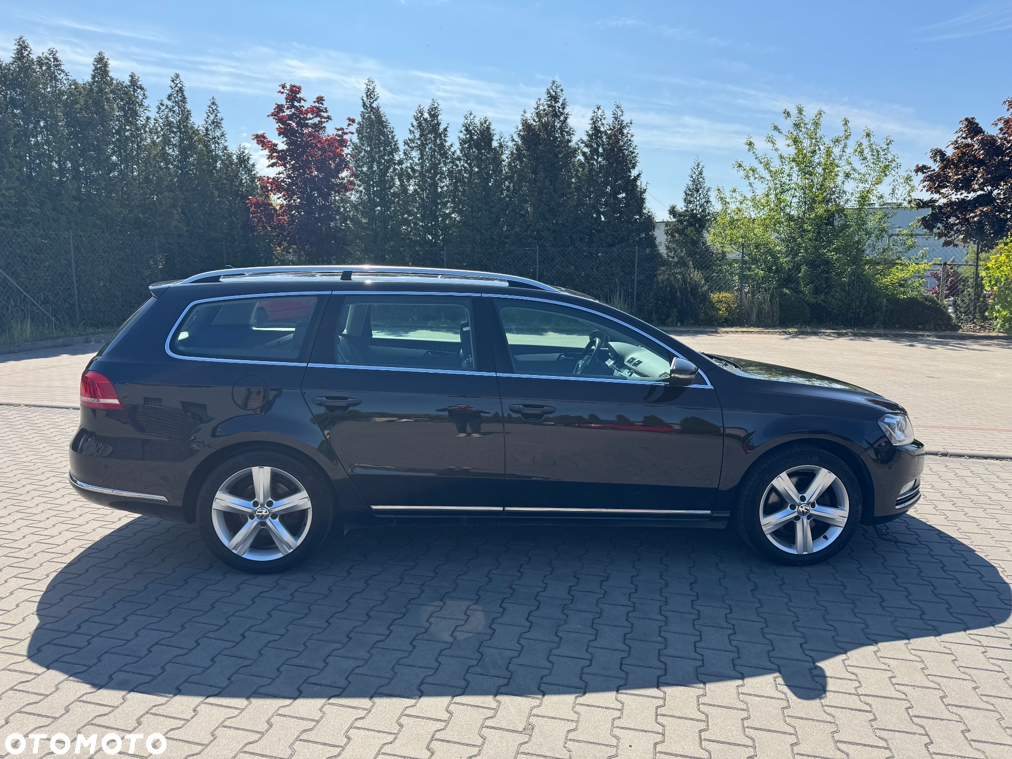 Volkswagen Passat Variant 2.0 TDI DSG BlueMotion Technology Highline - 17