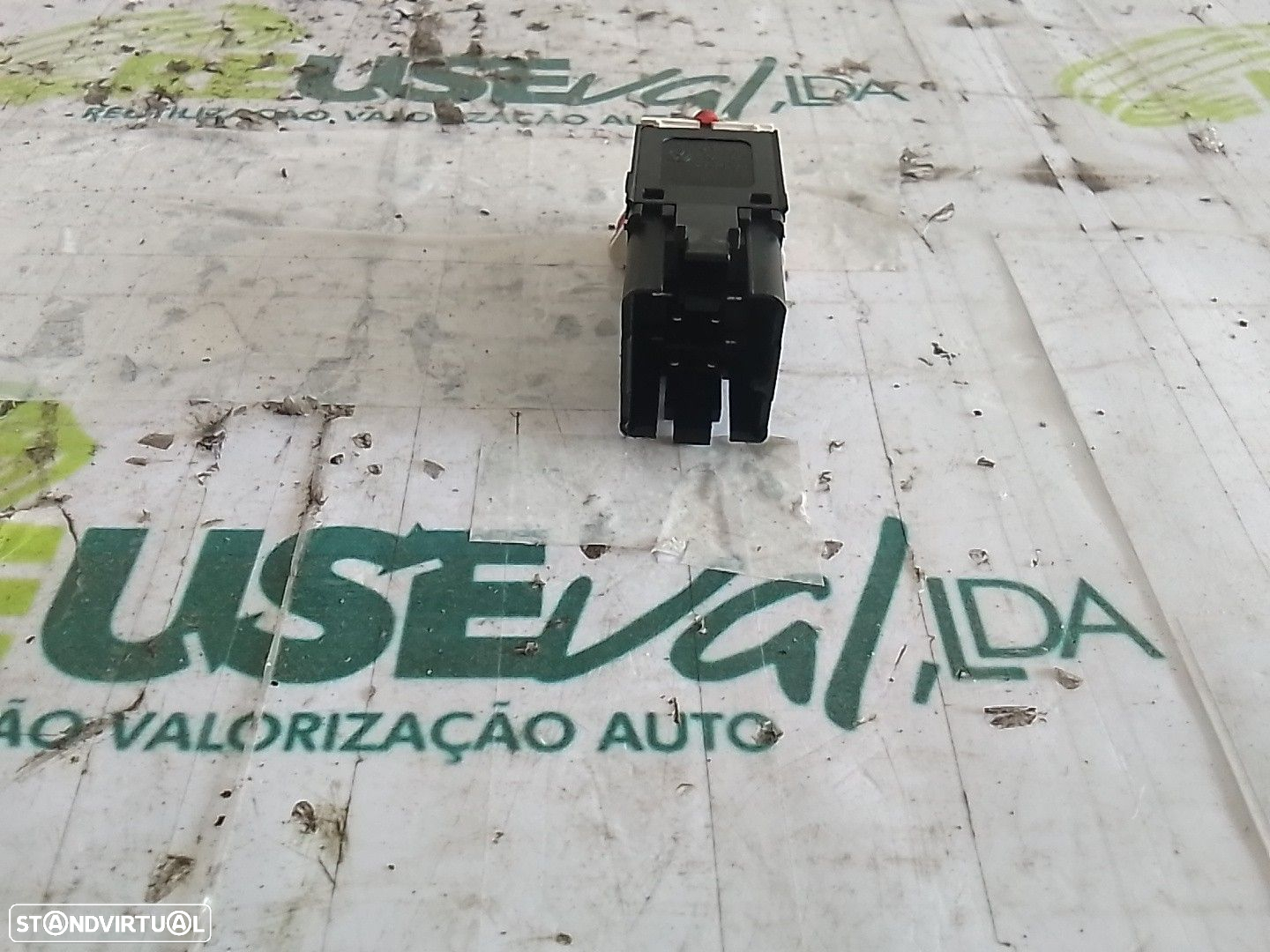 Interruptor Luzes Emergência (4 Piscas) Volkswagen Golf V (1K1) - 2