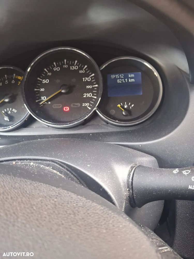 Renault Fluence 1.6 16V Expression - 5