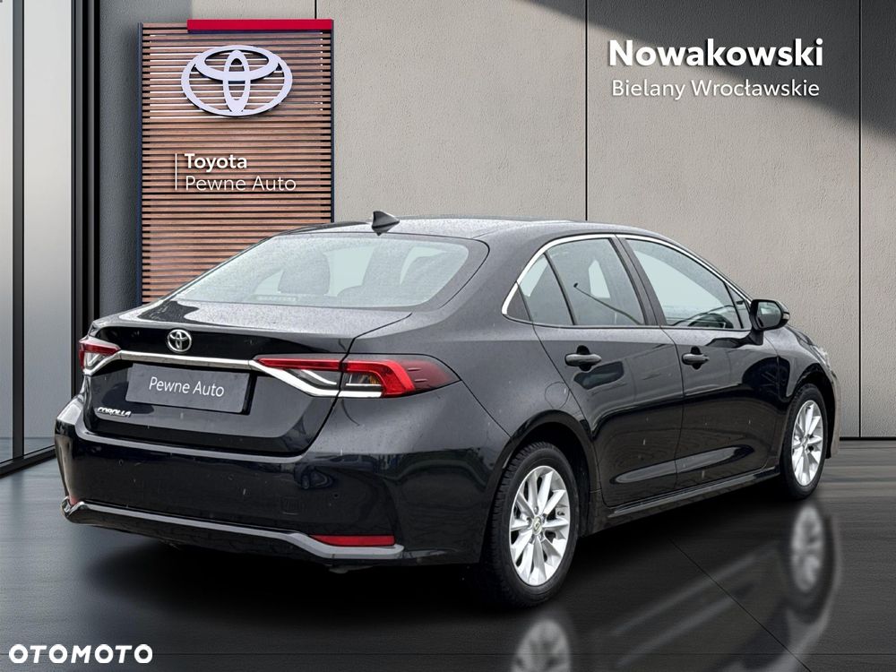 Toyota Corolla - 5