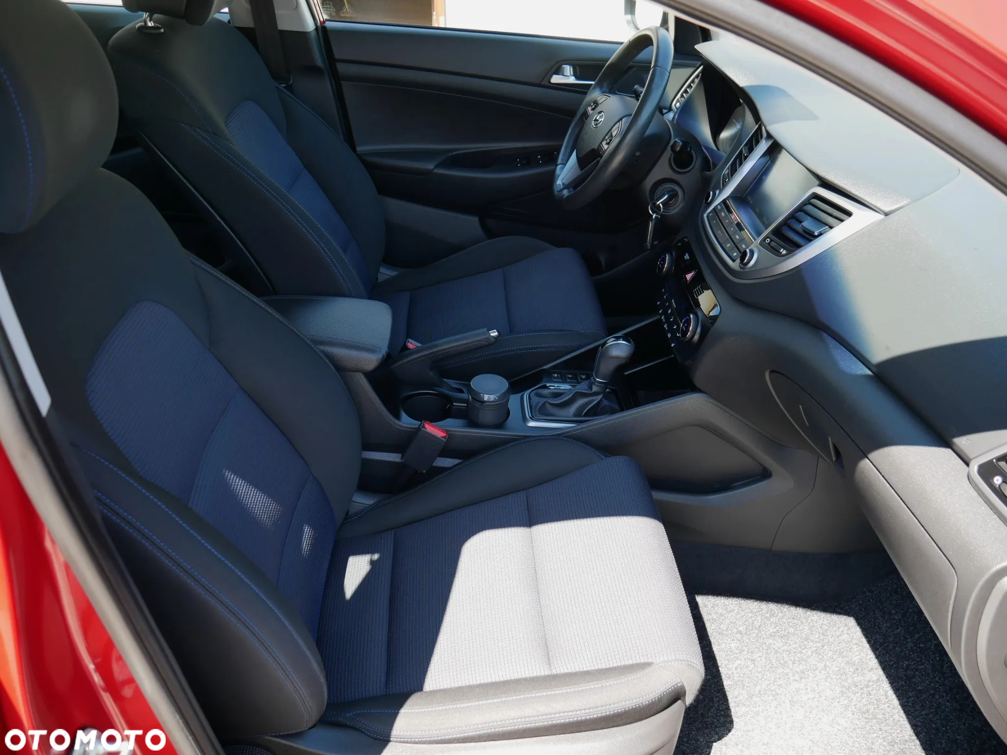 Hyundai Tucson 1.7 CRDI BlueDrive Style 2WD DCT - 19