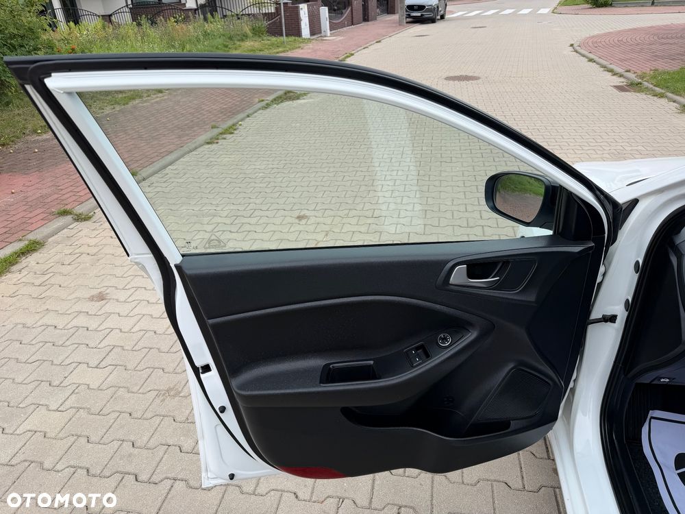Hyundai i20 1.25 Wersja Jubileuszowa - 33