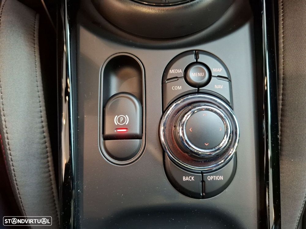 MINI Clubman John Cooper Works Premium P. JCW Plus Auto - 21