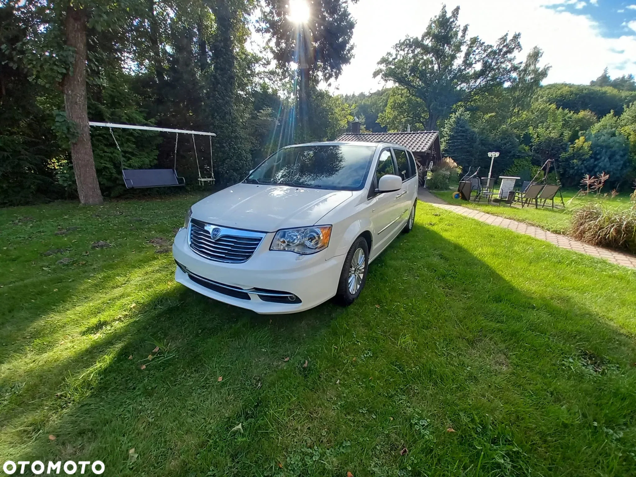 Lancia Voyager 2.8CRD Platinum - 3