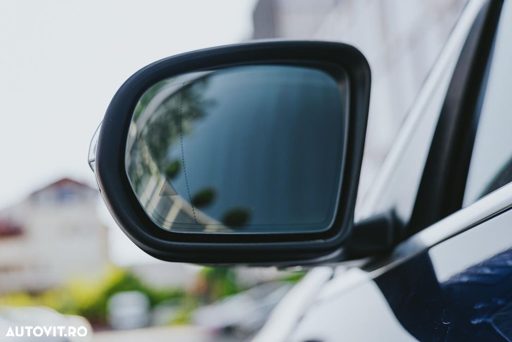 Mercedes-Benz GLC - 29