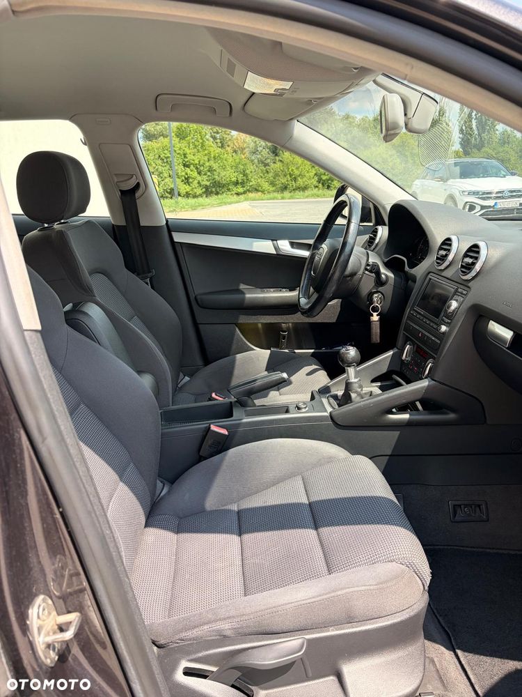 Audi A3 Sportback - 16