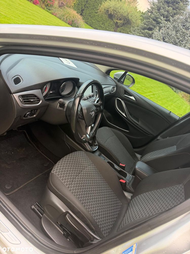 Opel Astra - 11