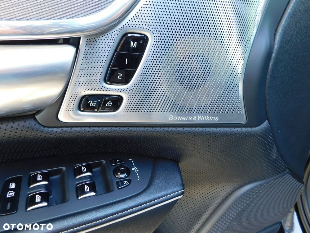 Volvo S90 - 19
