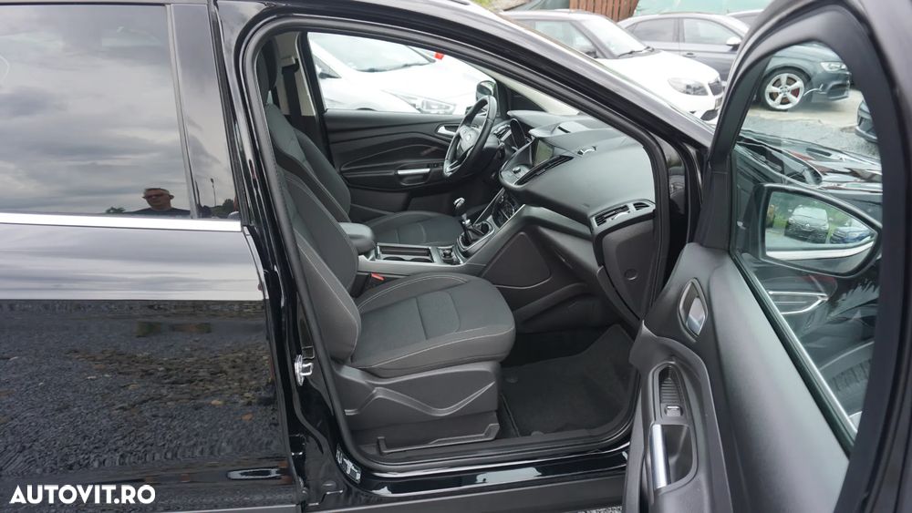 Ford Kuga 1.5 EcoBoost 2WD Trend - 11