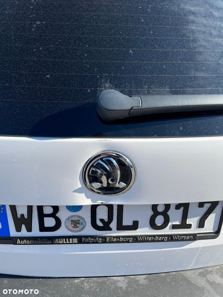 Skoda Octavia 2.0 TDI DSG RS - 5