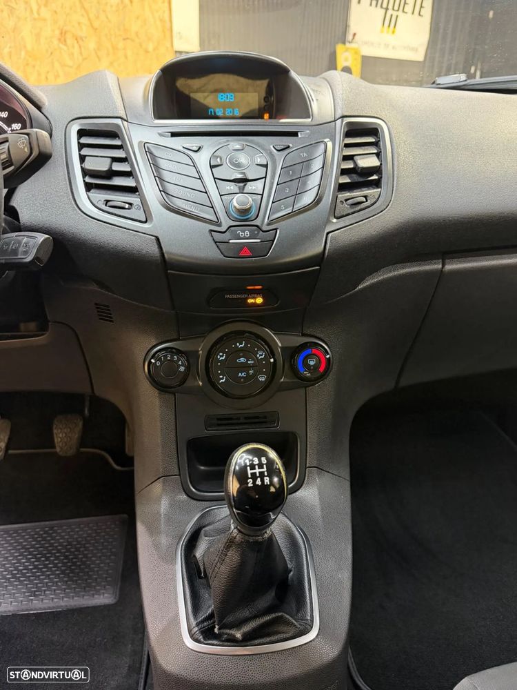 Ford Fiesta 1.5 TDCi Trend - 23