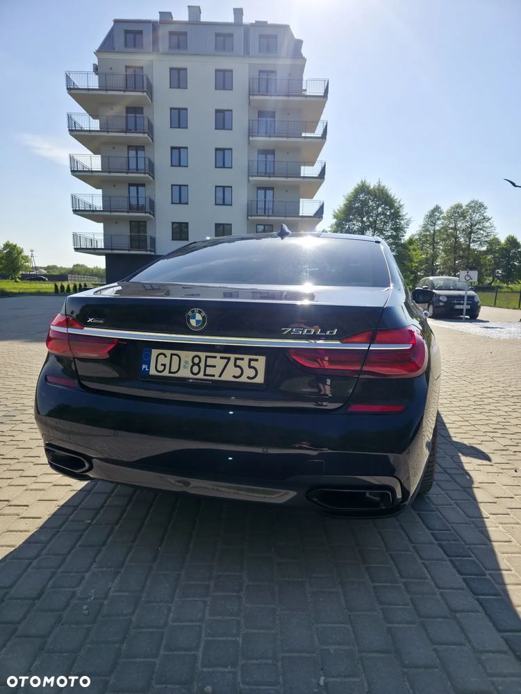 BMW Seria 7 750Ld xDrive - 10