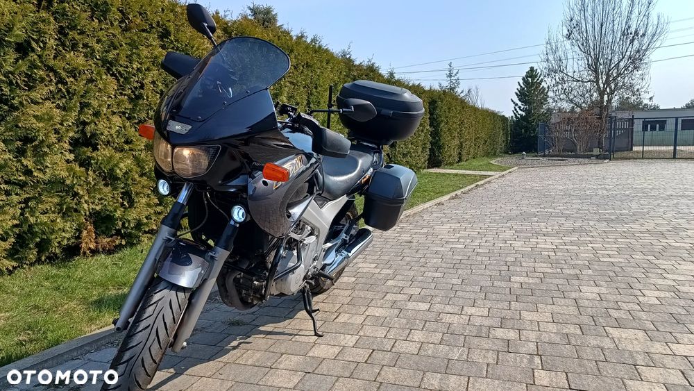 Yamaha TDM - 12